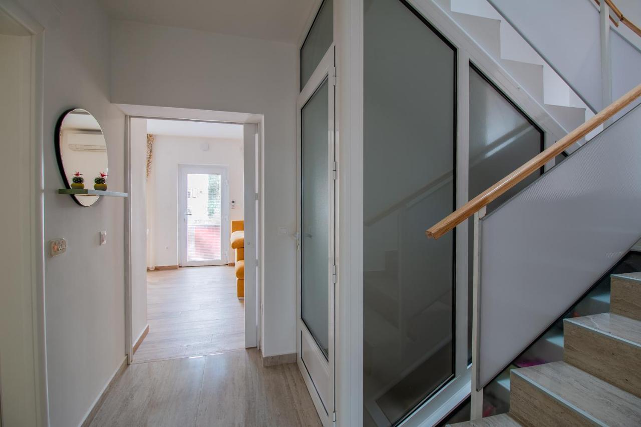 Apartment Matija Задар Екстер'єр фото